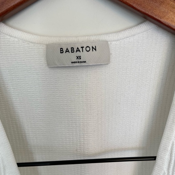 Aritzia Babaton White Ribbed Knit Women's Top size XS - Picture 3 of 4